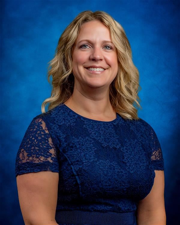 Christine Baker